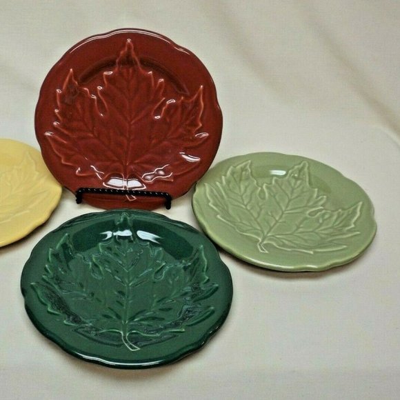 Longaberger Pottery Set of 4 Falling Leaves Collection Leaf Plates - Picture 3 of 12
